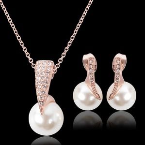 Faux Pearl Pendant Necklace And Stud Earrings